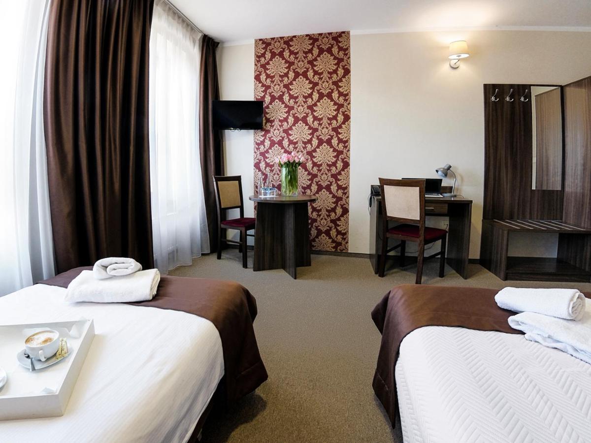 Hotel Dabrowski Oświęcim  Eksteriør billede