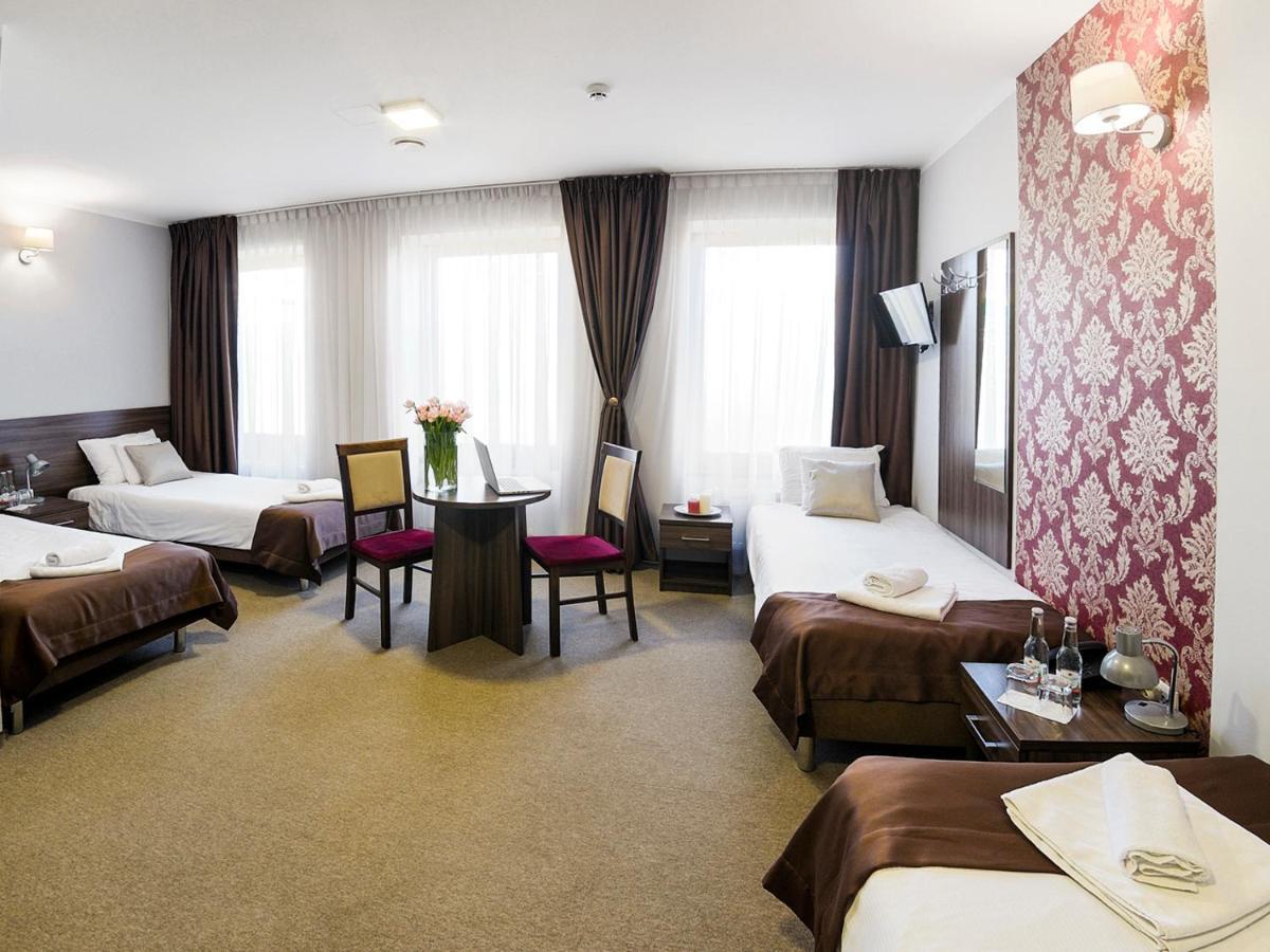 Hotel Dabrowski Oświęcim  Eksteriør billede