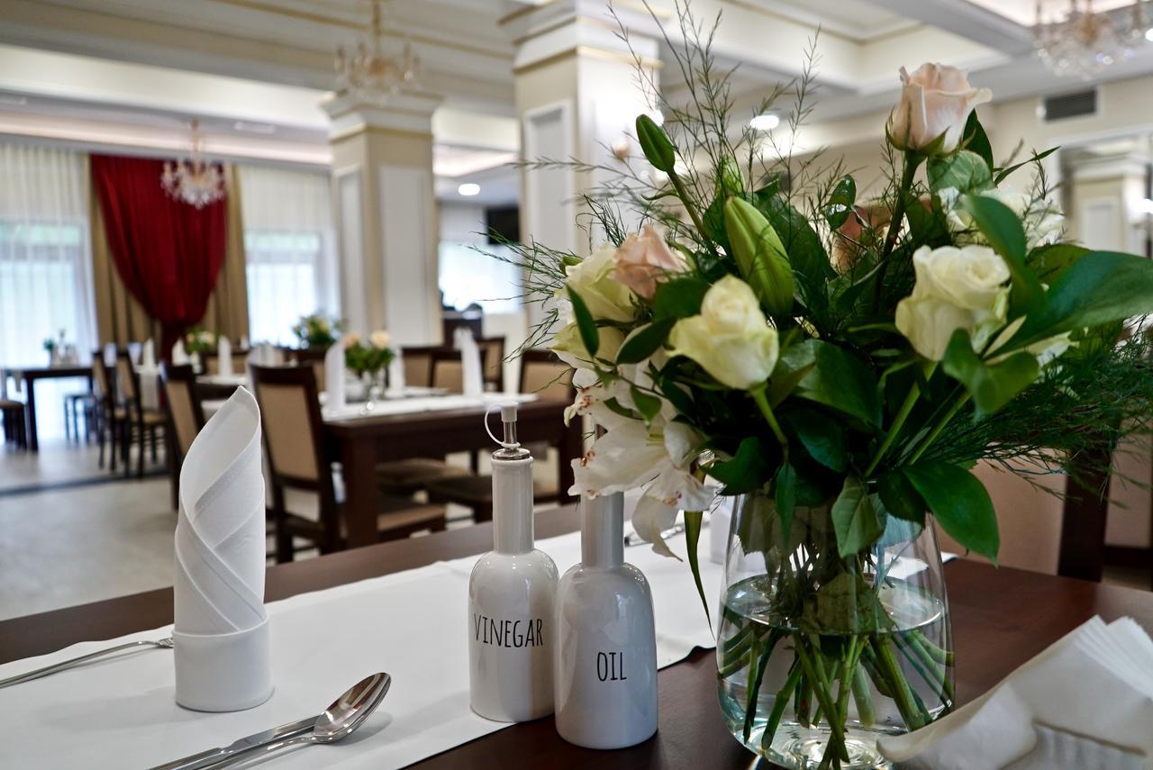 Hotel Dabrowski Oświęcim  Eksteriør billede